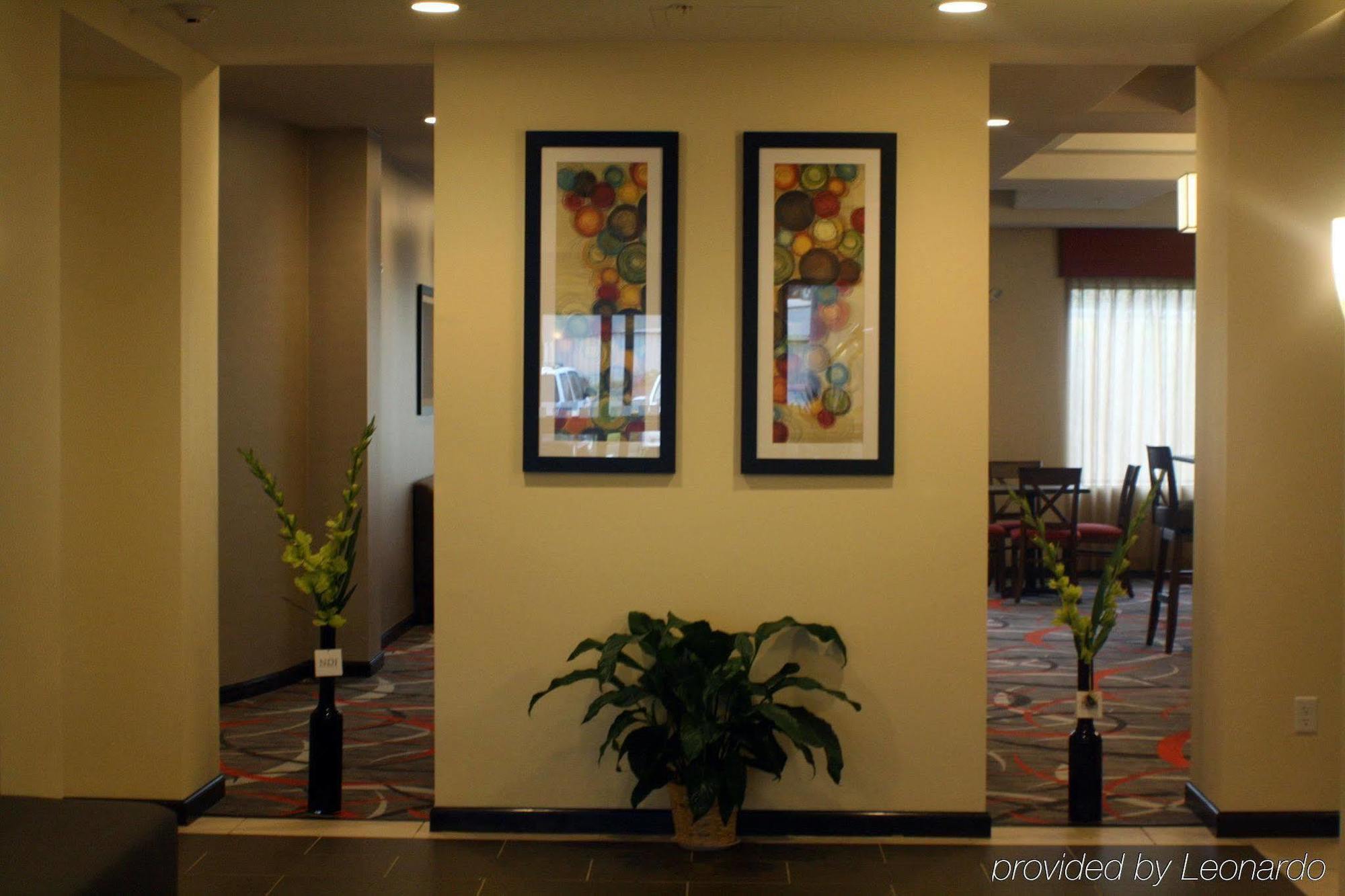 Holiday Inn Express And Suites - Bradford By Ihg Інтер'єр фото